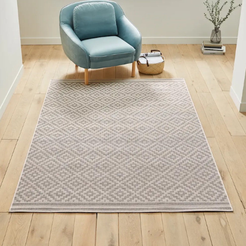 Outdoor Rugs To Pep Up Your Patio